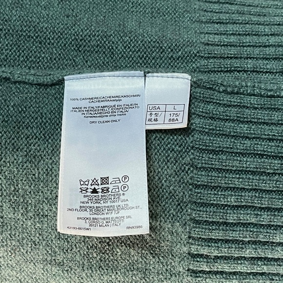 100% Cashmere Turtleneck Sweater - Picture 10 of 10